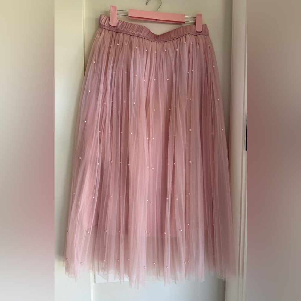 NWOT White Birch Tulle Pearl Detailed Skirt Blush Pink